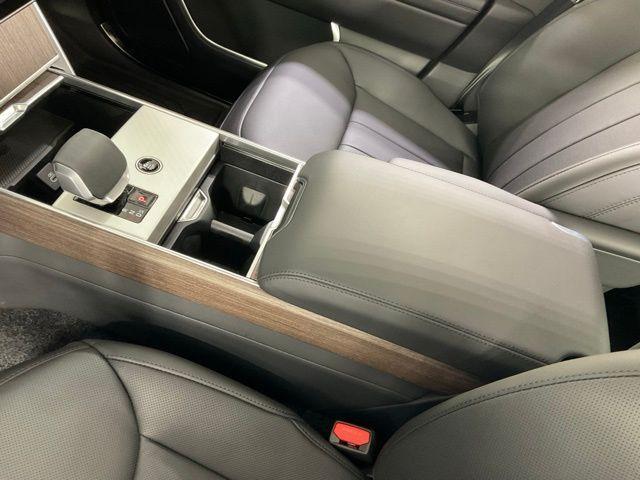 new 2025 Land Rover Range Rover car, priced at $129,805