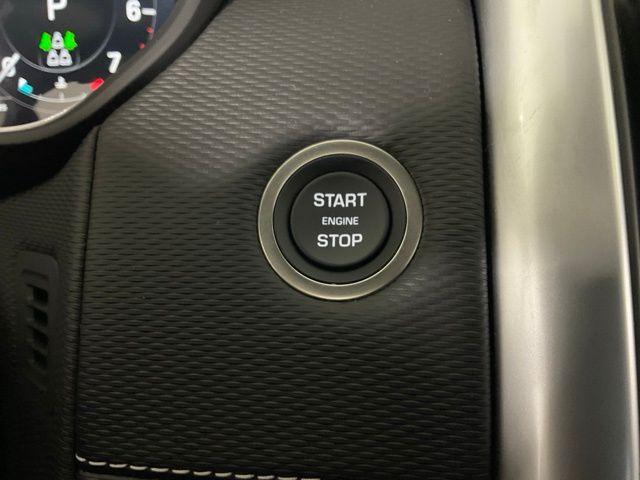 new 2025 Land Rover Discovery car, priced at $79,613