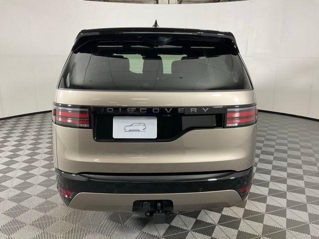 new 2025 Land Rover Discovery car, priced at $79,613