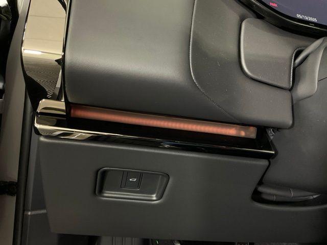 new 2025 Land Rover Range Rover Sport car, priced at $94,665