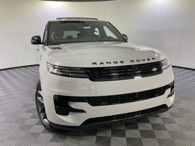 new 2025 Land Rover Range Rover Sport car, priced at $94,665
