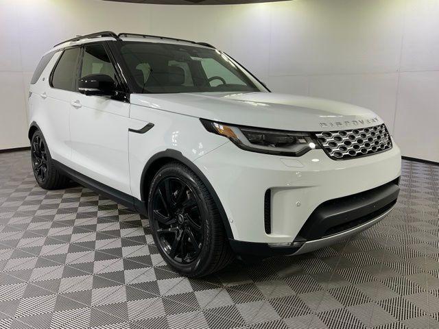 new 2025 Land Rover Discovery car, priced at $67,825