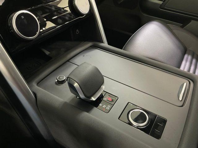 new 2025 Land Rover Discovery car, priced at $67,825