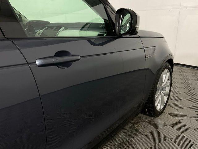 new 2026 Land Rover Discovery car, priced at $73,446