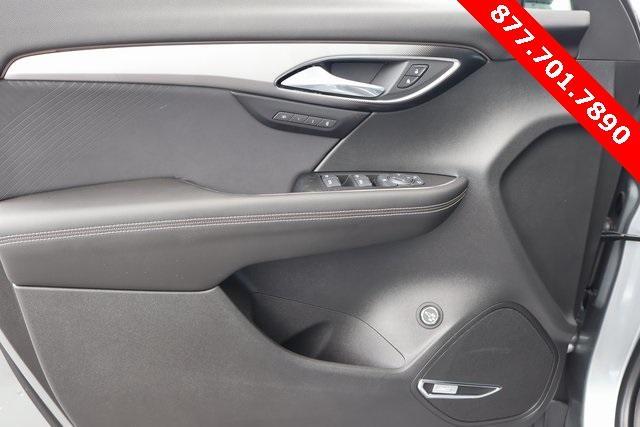 new 2025 Buick Envision car, priced at $40,740