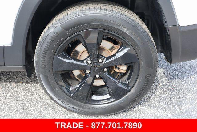 used 2021 Jeep Cherokee car, priced at $18,444