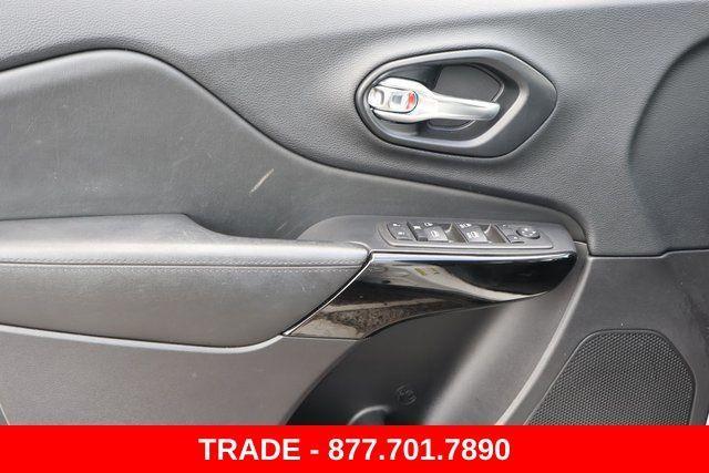 used 2021 Jeep Cherokee car, priced at $18,444
