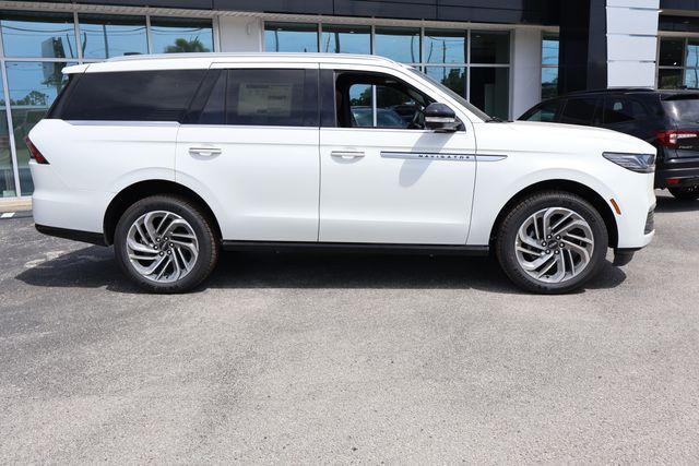 new 2026 Lincoln Navigator car, priced at $109,385