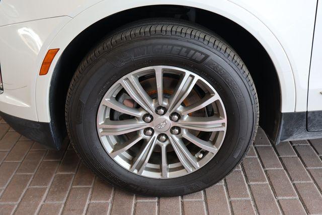 used 2017 Cadillac XT5 car, priced at $14,633