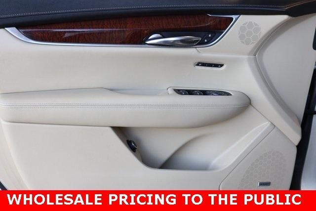 used 2017 Cadillac XT5 car, priced at $10,853