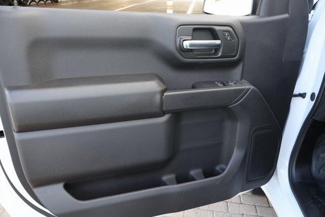 new 2026 GMC Sierra 1500 car, priced at $34,295