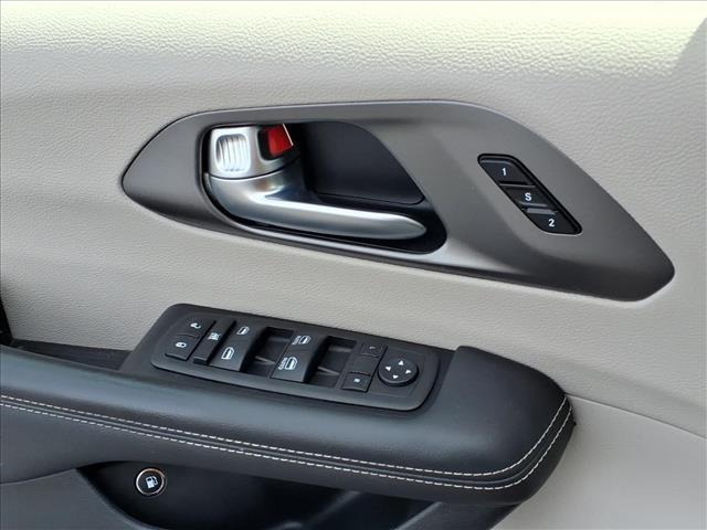 used 2023 Chrysler Pacifica Hybrid car, priced at $22,798