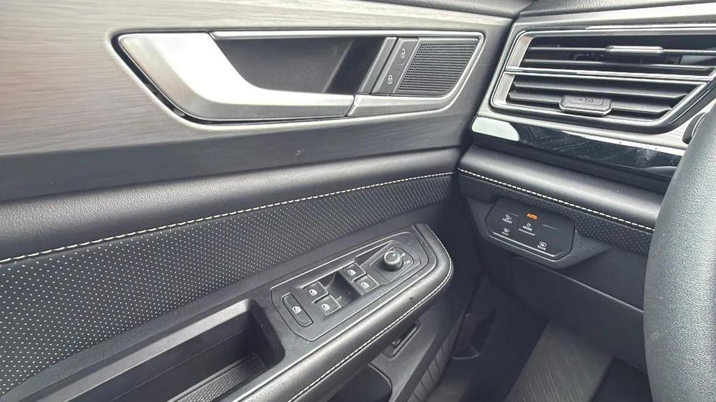 used 2024 Volkswagen Atlas Cross Sport car, priced at $32,990