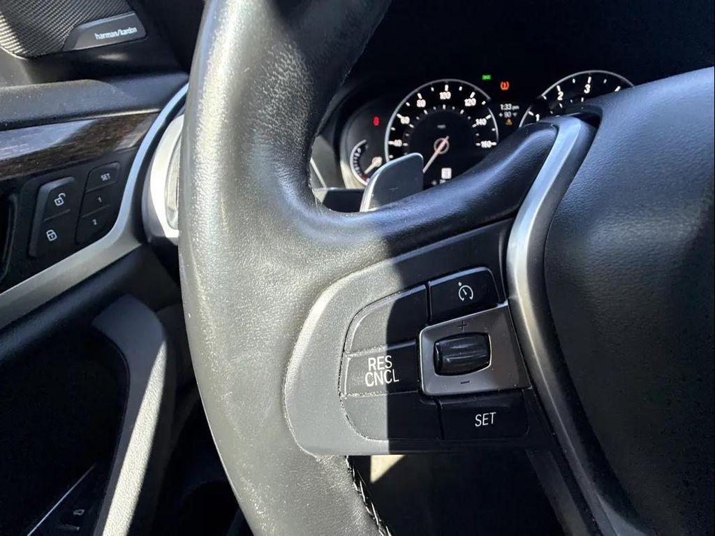 BMW X3 view 23