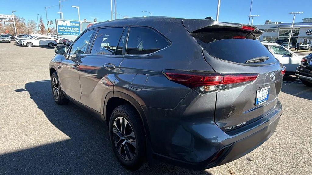 used 2023 Toyota Highlander car, priced at $35,990