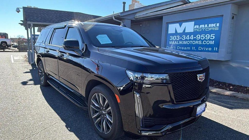 used 2024 Cadillac Escalade ESV car, priced at $79,990