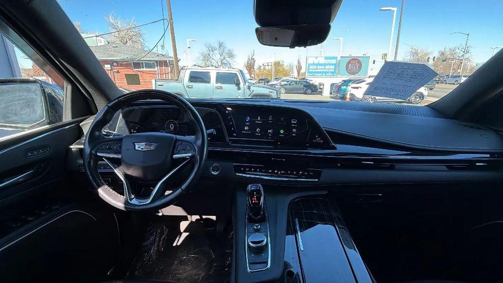 used 2024 Cadillac Escalade ESV car, priced at $79,990