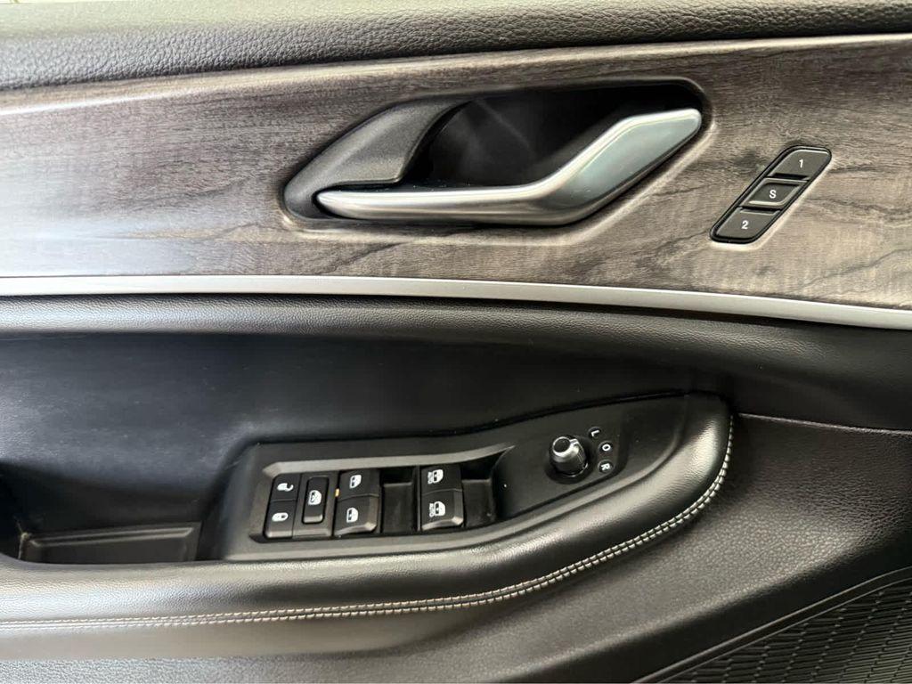 used 2023 Jeep Grand Cherokee car, priced at $36,988