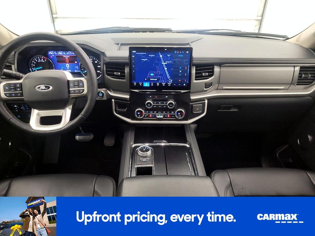 used 2024 Ford Expedition car, priced at $51,998