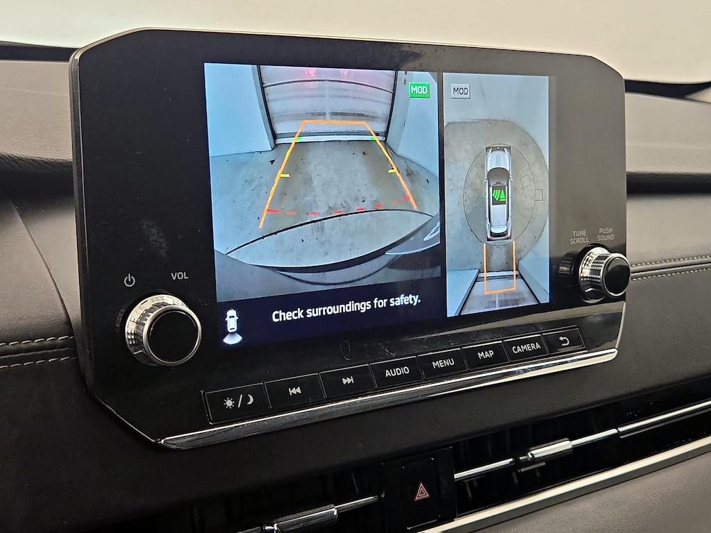 used 2024 Mitsubishi Outlander car, priced at $24,998