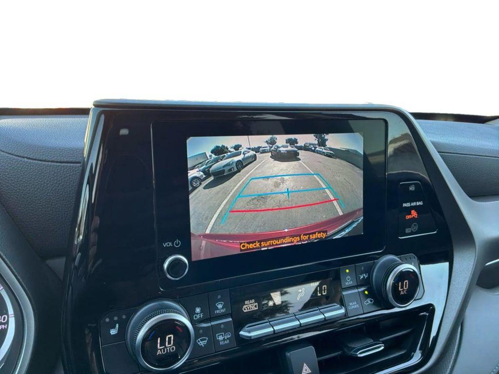 used 2023 Toyota Highlander car, priced at $33,784