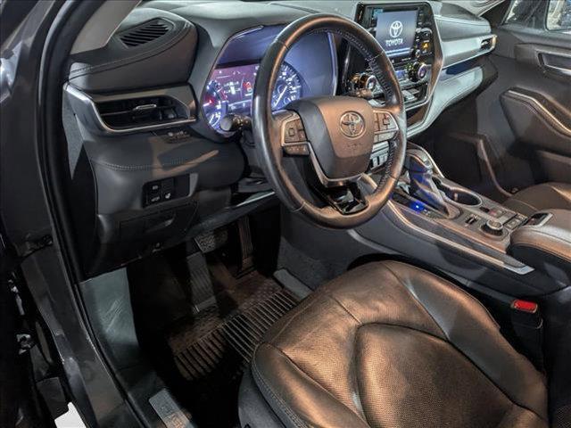 used 2021 Toyota Highlander car, priced at $28,993