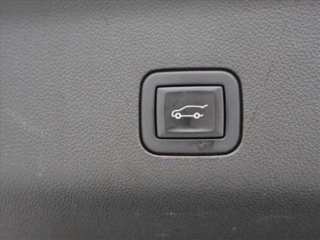 used 2023 GMC Yukon car, priced at $63,197