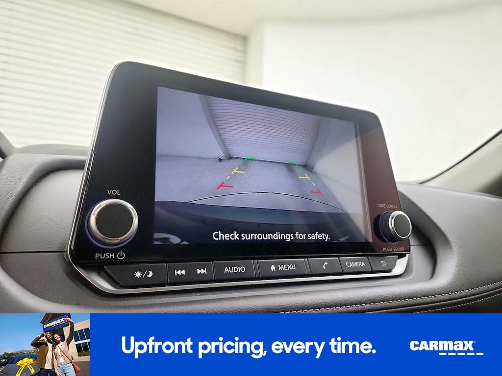 used 2025 Nissan Rogue car, priced at $22,998