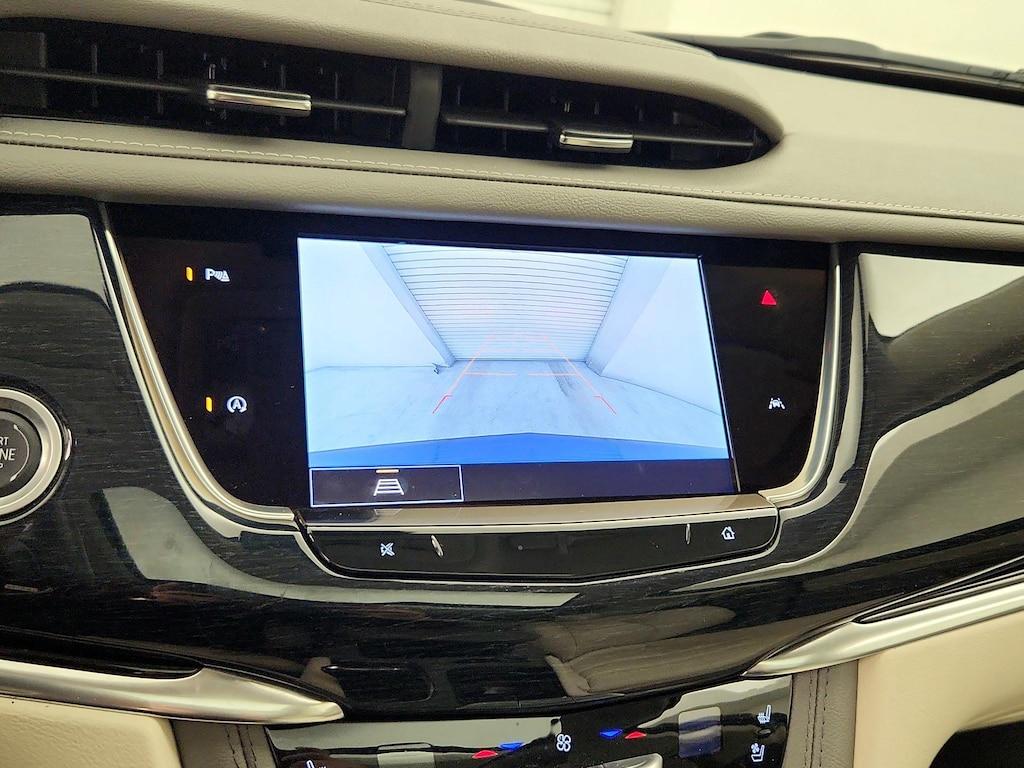 used 2025 Cadillac XT6 car, priced at $39,998