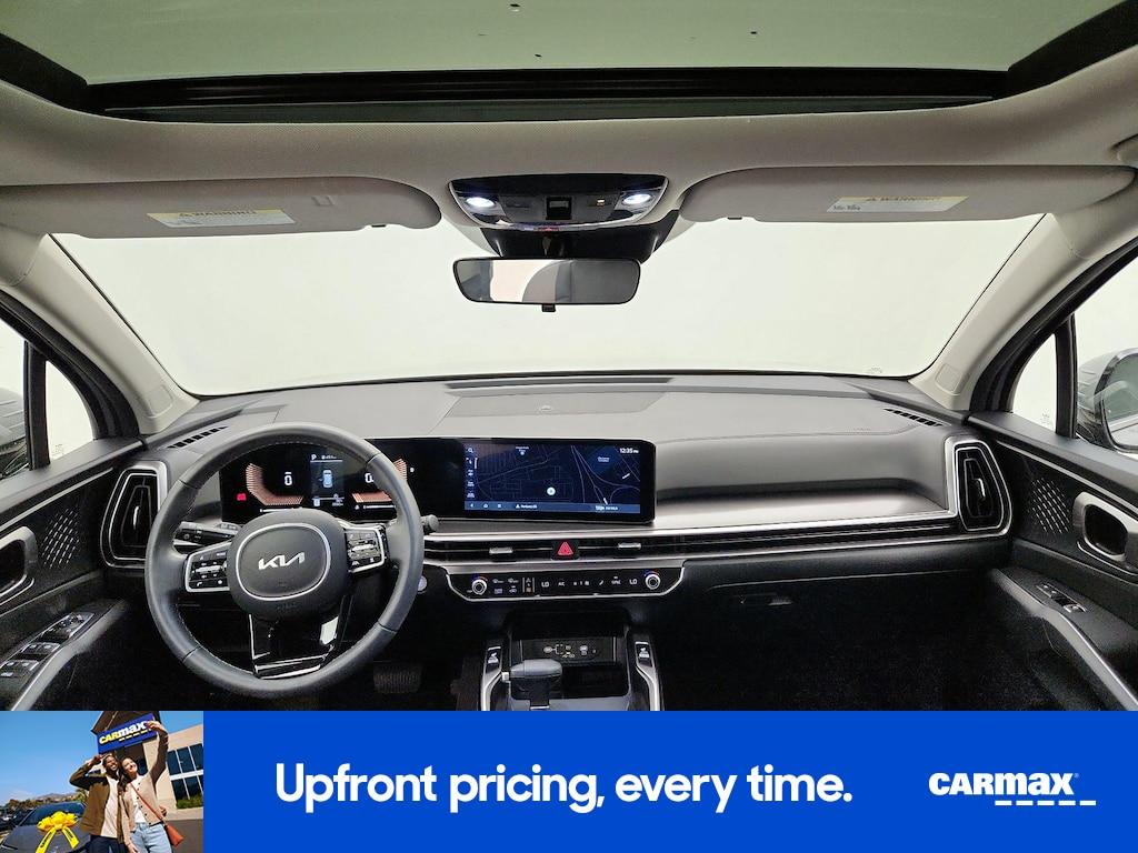 used 2025 Kia Sorento car, priced at $32,998