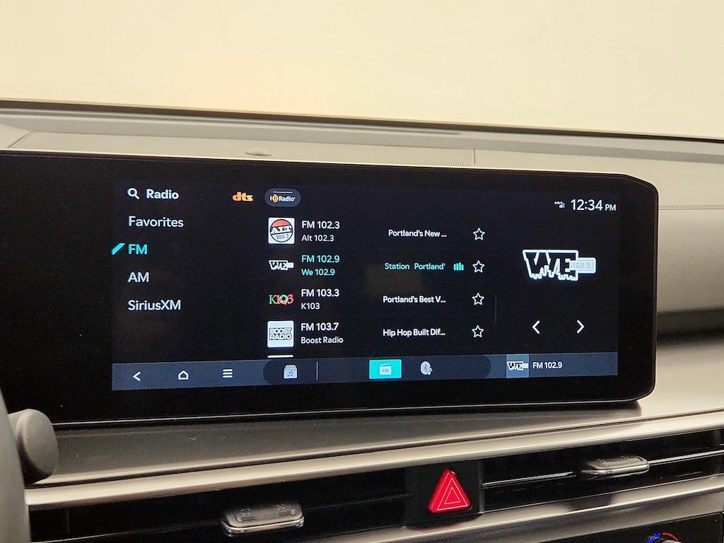 used 2025 Kia Sorento car, priced at $32,998