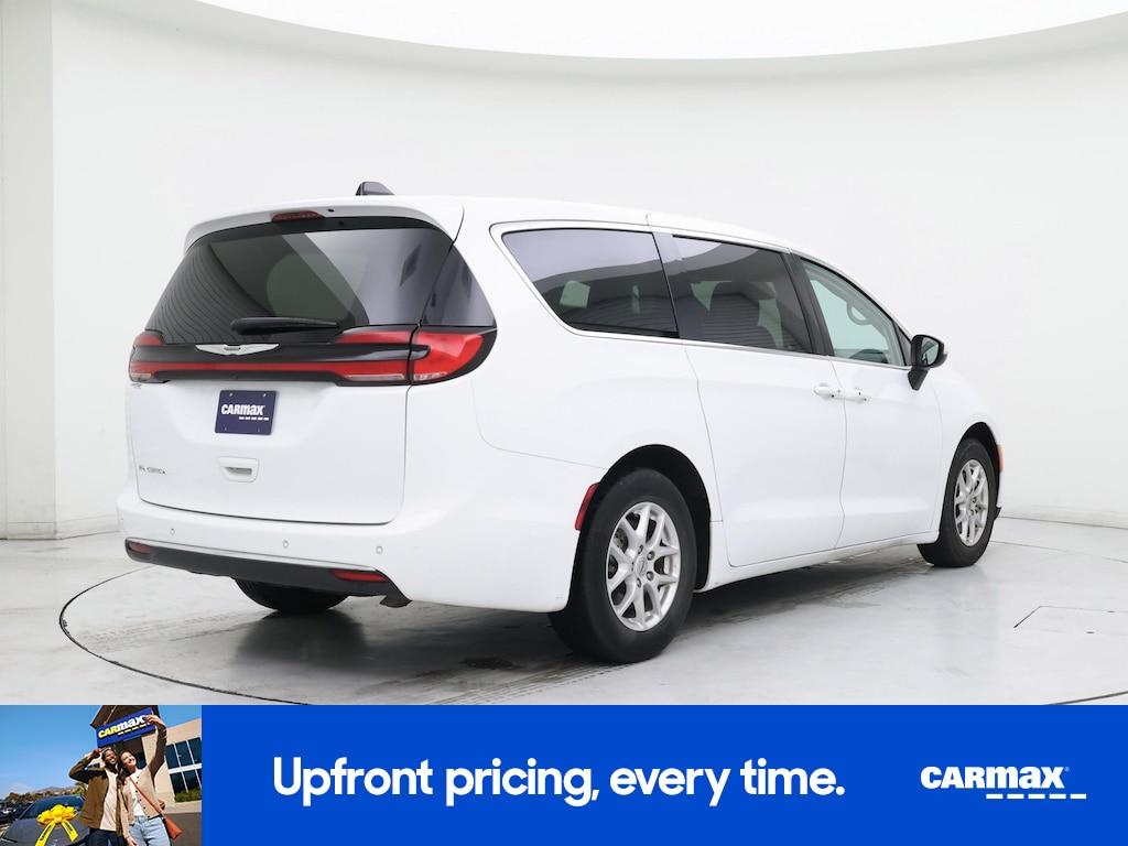 used 2023 Chrysler Pacifica car, priced at $24,998