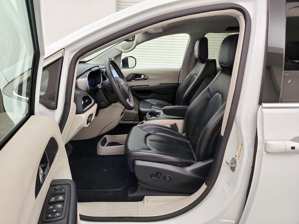 used 2023 Chrysler Pacifica car, priced at $24,998