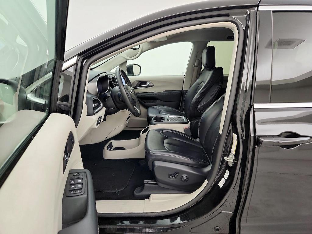 used 2023 Chrysler Pacifica car, priced at $22,998