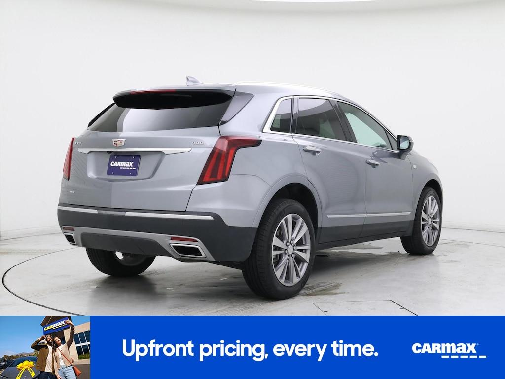 used 2025 Cadillac XT5 car, priced at $38,998