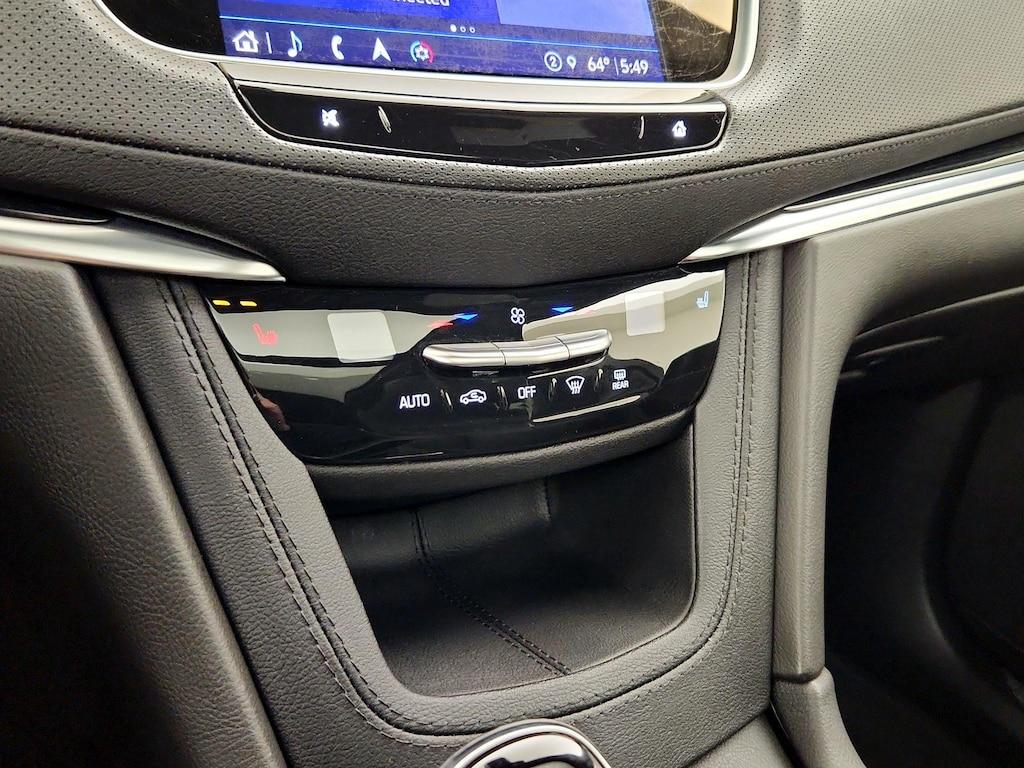 used 2025 Cadillac XT5 car, priced at $38,998