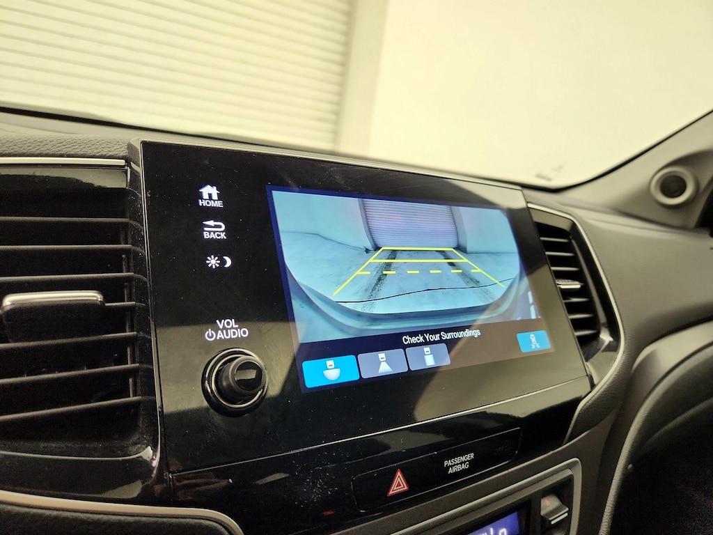 used 2022 Honda Pilot car, priced at $30,998