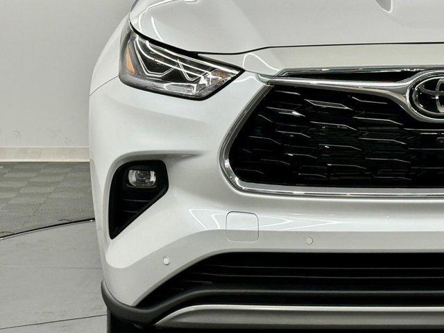 used 2026 Toyota Highlander Hybrid car, priced at $58,178