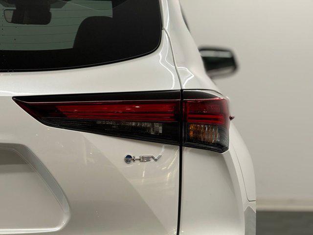 new 2026 Toyota Highlander Hybrid car, priced at $51,078