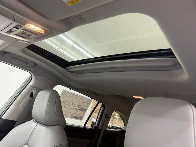 new 2026 Toyota Highlander Hybrid car, priced at $51,078