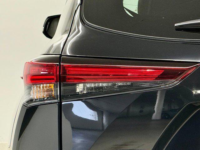 used 2026 Toyota Highlander Hybrid car, priced at $56,406