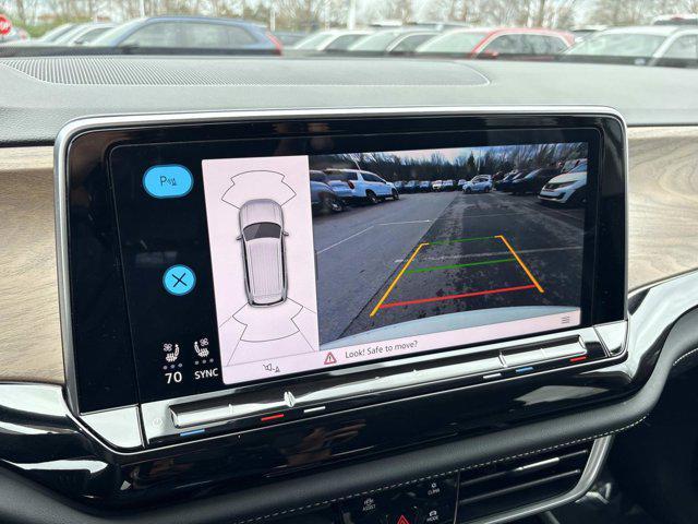 used 2024 Volkswagen Atlas car, priced at $31,092