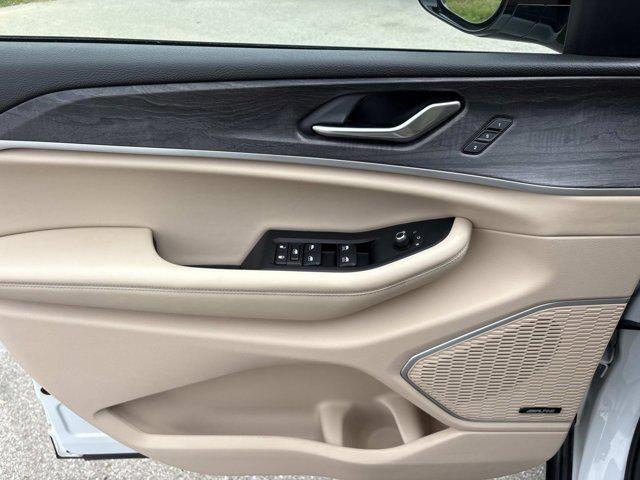 used 2021 Jeep Grand Cherokee L car, priced at $26,919