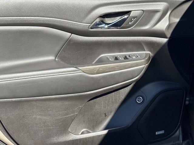 used 2023 GMC Acadia car, priced at $28,854