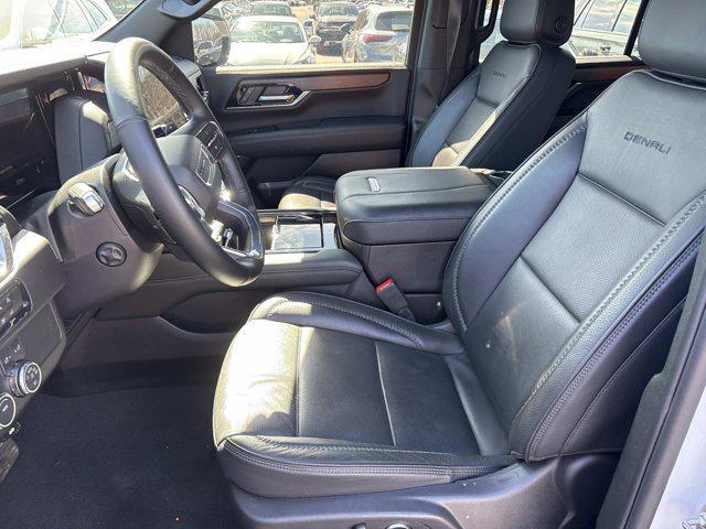 used 2025 GMC Yukon car, priced at $76,321