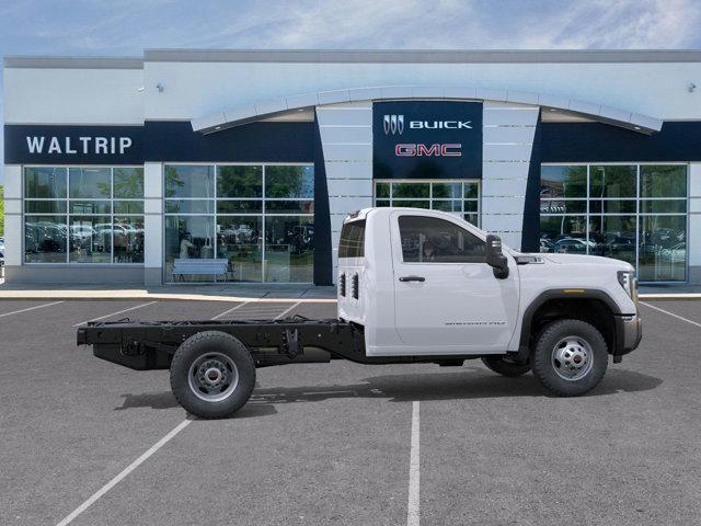 new 2025 GMC Sierra 3500 car, priced at $75,805