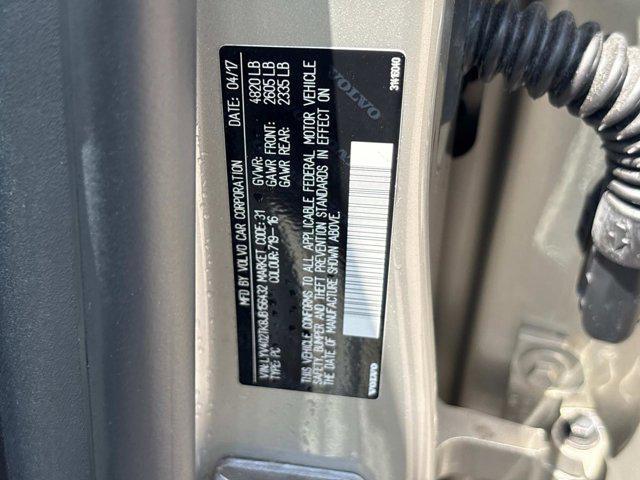 2018 Luminous Sand Metallic Volvo S60 Inscription