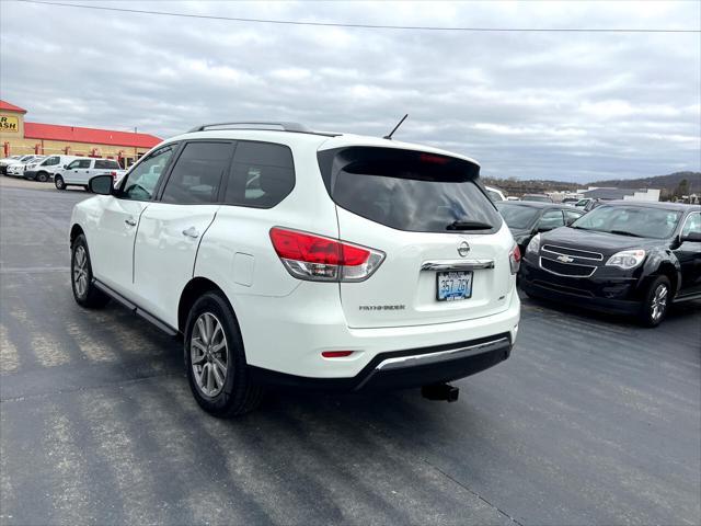 used 2015 Nissan Pathfinder car, priced at $15,999