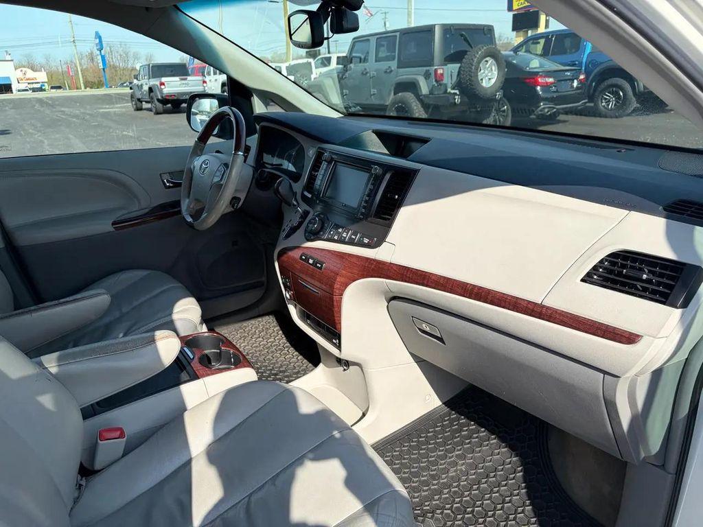 used 2012 Toyota Sienna car