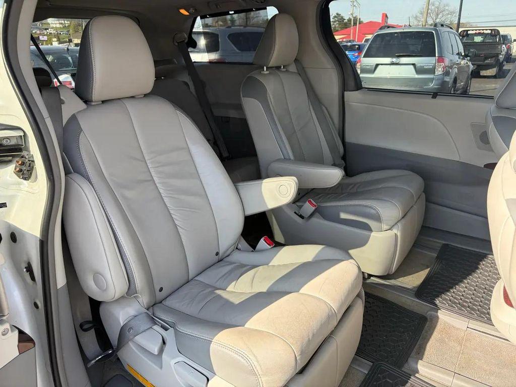 used 2012 Toyota Sienna car